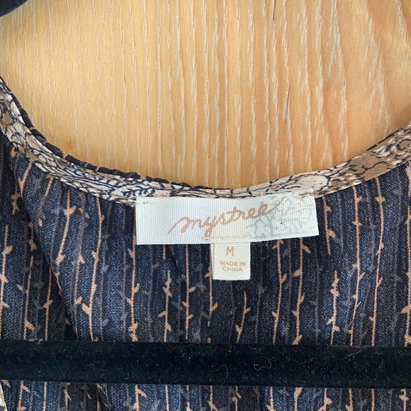 Mystree Silky Blouse - Picture 4 of 5